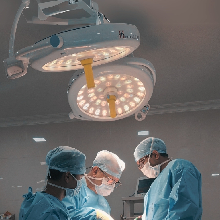 LED surgical light